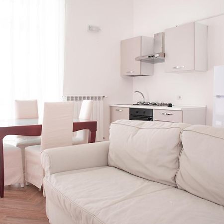 Appartement Luxury Bnb Pisacane à Bari Extérieur photo