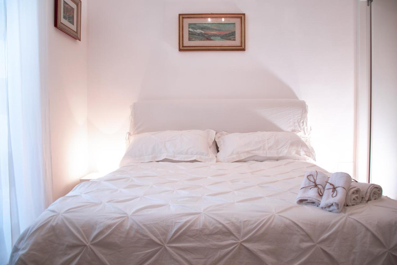 Appartement Luxury Bnb Pisacane à Bari Extérieur photo