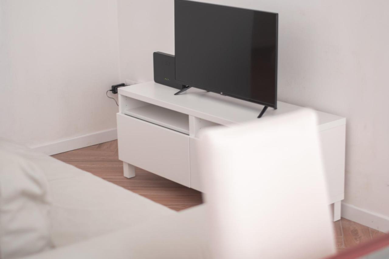 Appartement Luxury Bnb Pisacane à Bari Extérieur photo